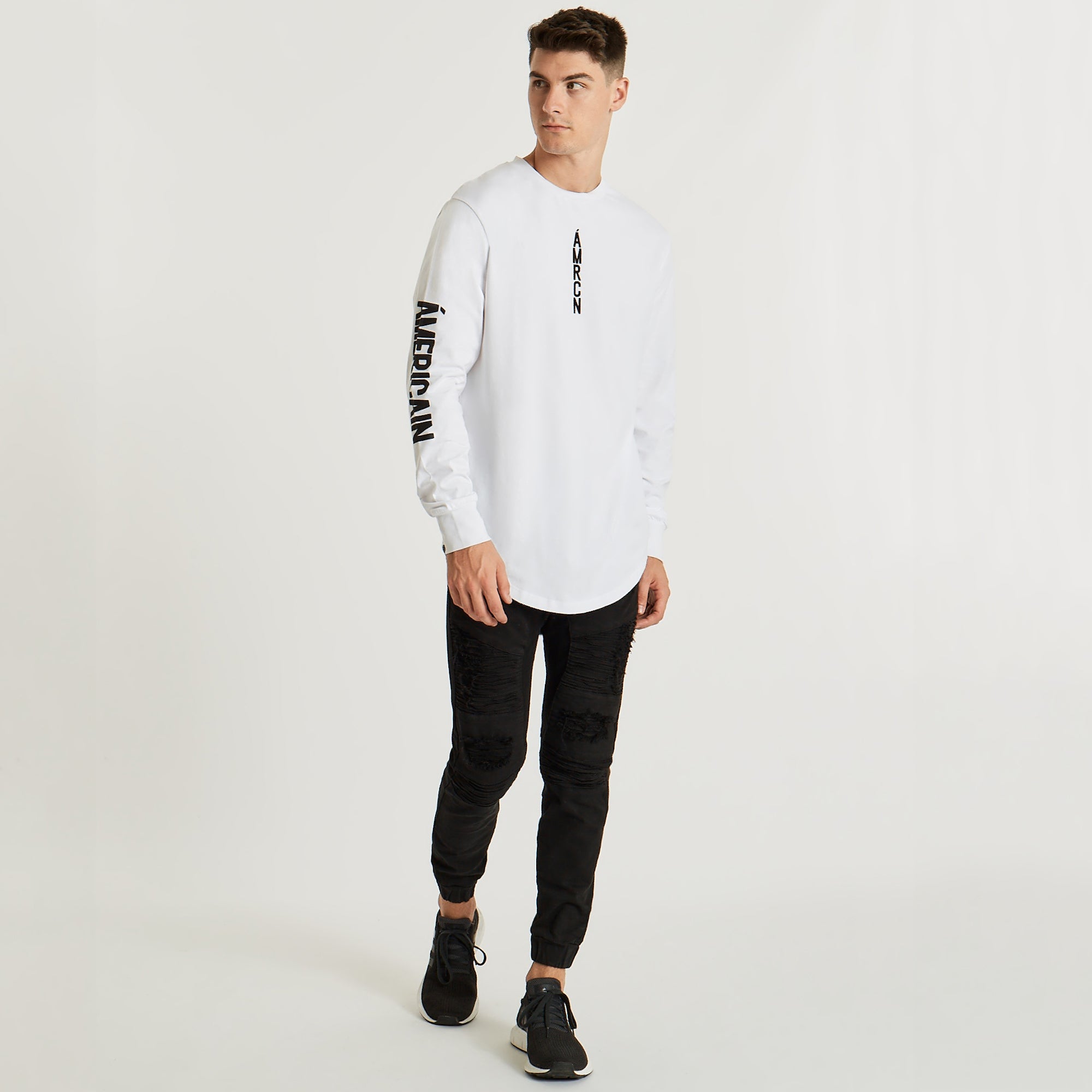 Etroit Dual Curved Long Sleeve T-Shirt White